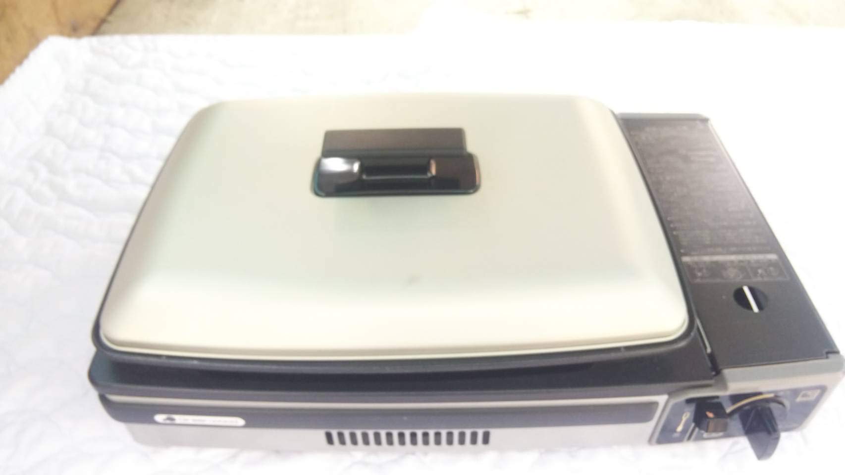 GHP-210N カセットボンベ式ホットプレート Amazon | GHP-210N カセットボンベ式ホットプレート | グリーン